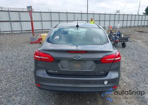 2017 Ford Focus Sel z USA, uszkodzony, nr VIN 1FADP3H29HL225375